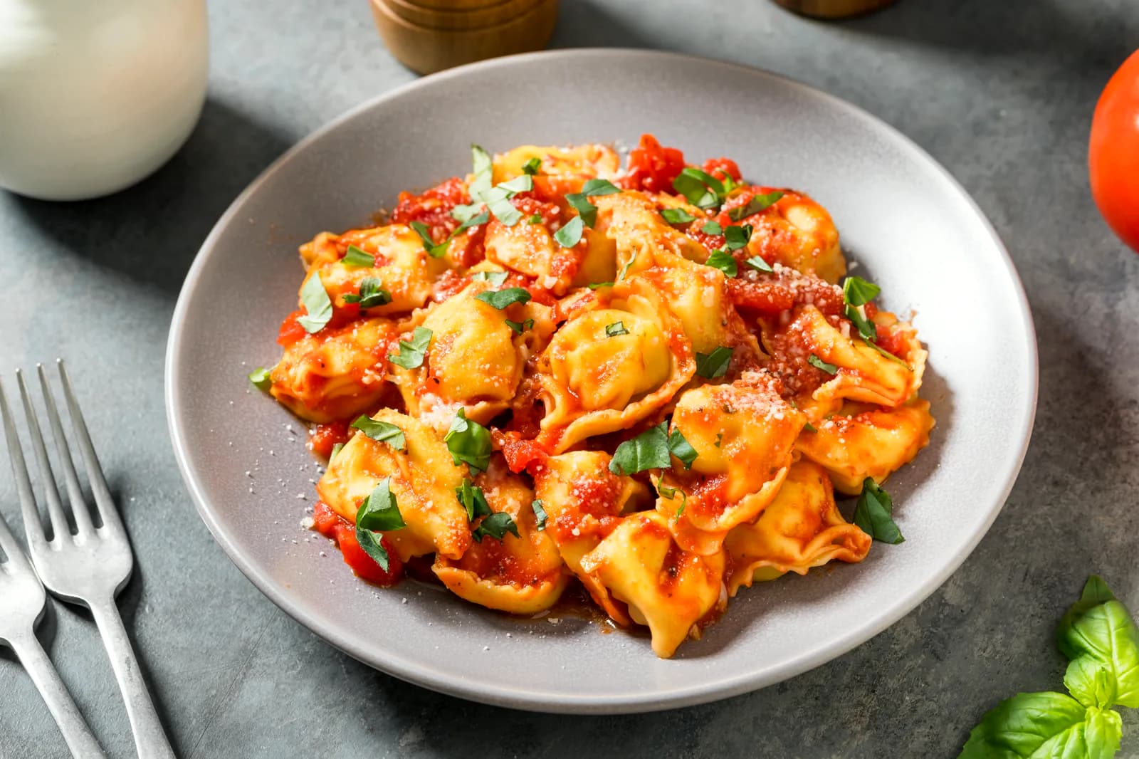 Tortellini mit Gemüsefüllung